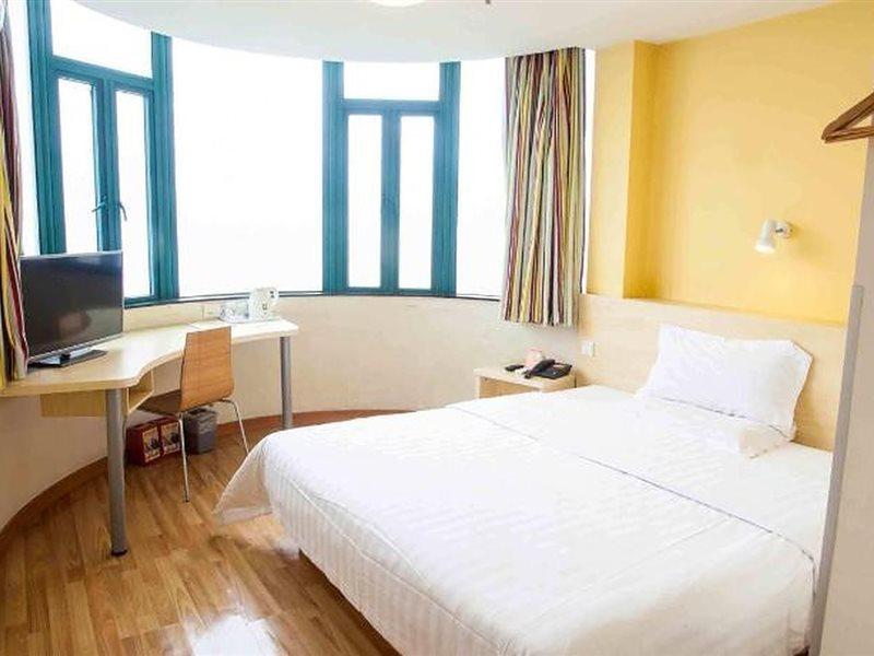 7Days Inn Shaoguang Buxing Street Exteriör bild